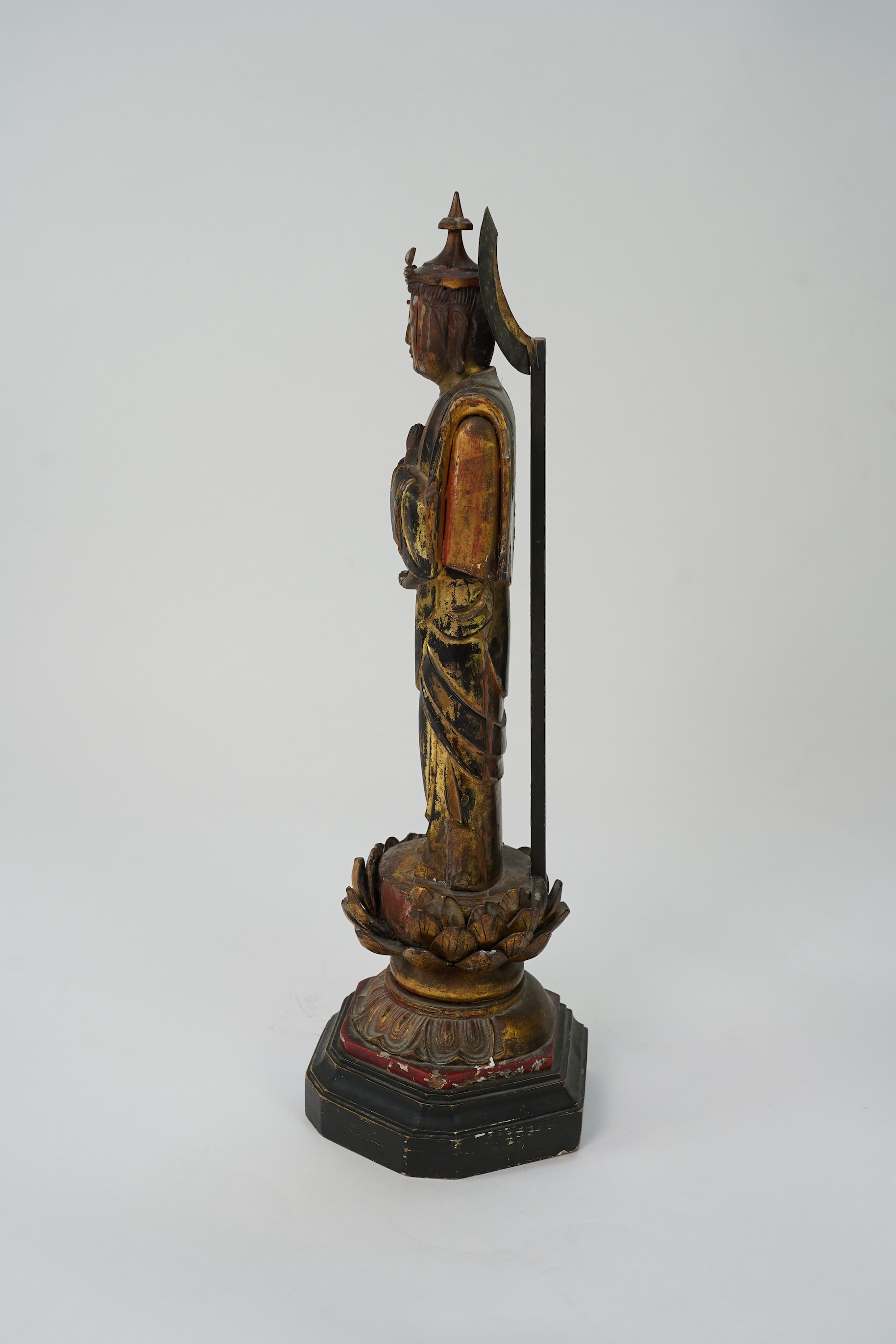 A tall Japanese giltwood standing figure of Kannon, 19th century